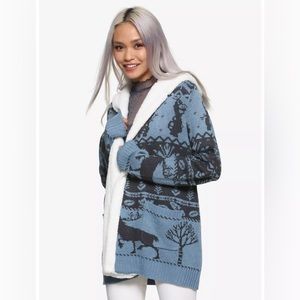 Her Universe Disney Frozen 2 Nordic Folk Pattern Sherpa Open Cardigan